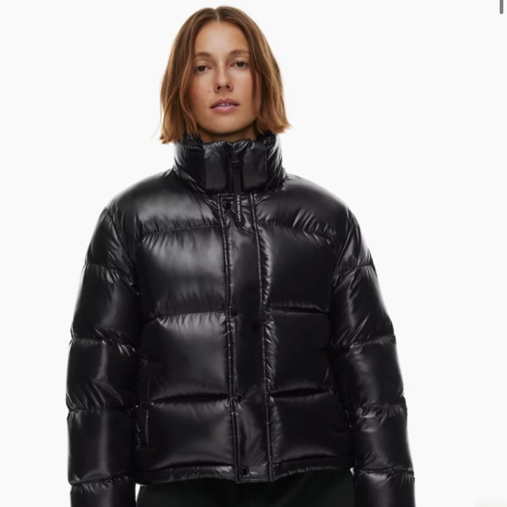 Super puff glossy shortie size small
